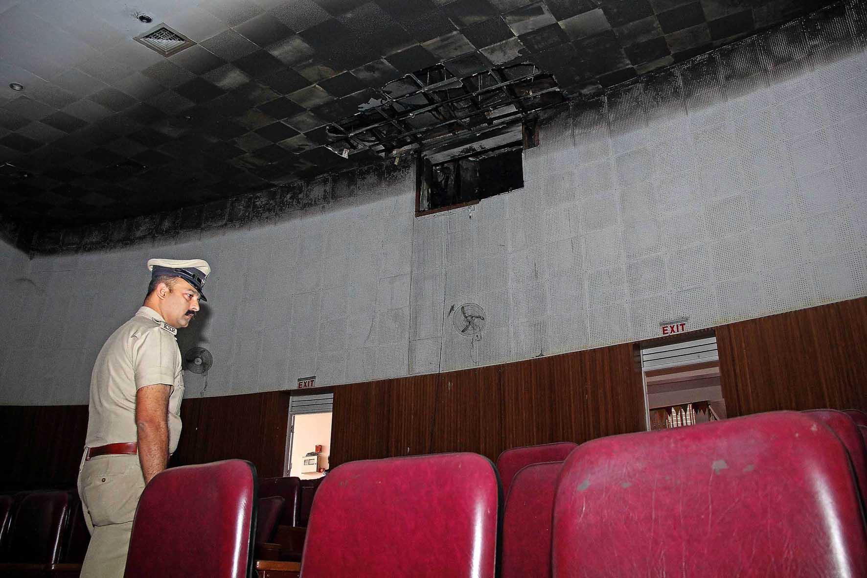 ಕಲಾಗ್ರಾಮದಲ್ಲಿ ಆಕಸ್ಮಿಕ ಬೆಂಕಿ ಅವಘಡ: ಅಪಾರ ನಷ್ಟ