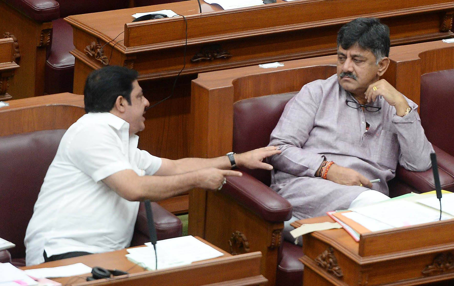 ತುಮಕೂರು ಕೆರೆಗಳಿಗೆ ನೀರು ತುಂಬಿಸಲು ಅಗತ್ಯ ಕ್ರಮ: ಡಿ.ಕೆ.ಶಿವಕುಮಾರ್