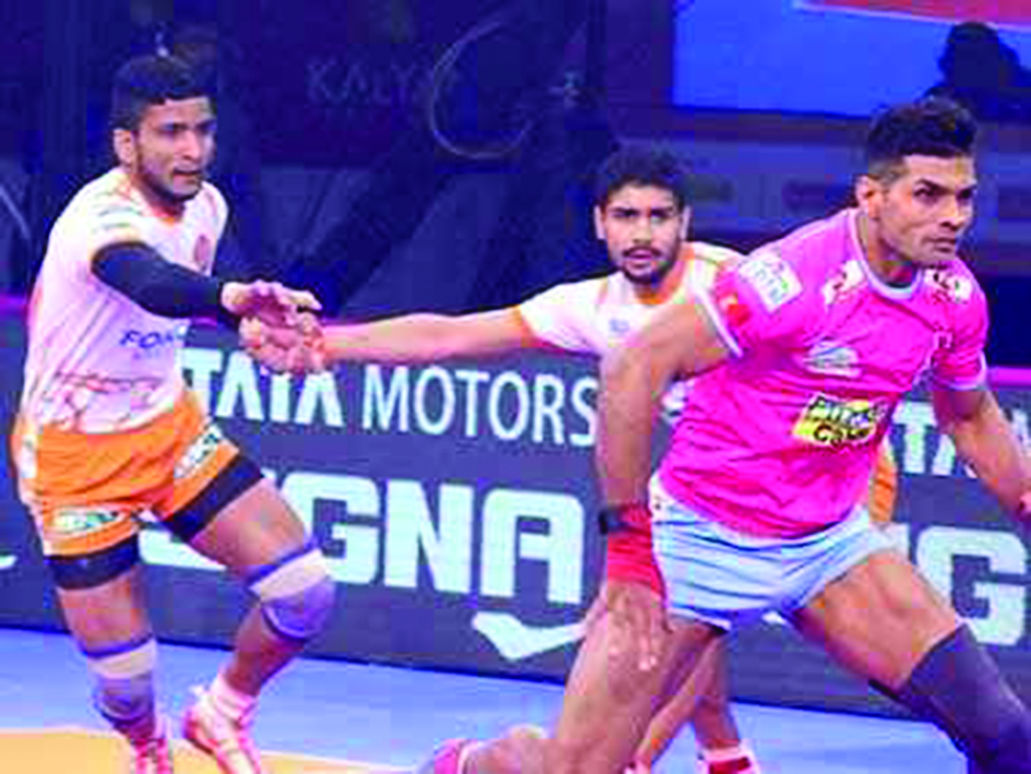 ಪ್ರೊ ಕಬಡ್ಡಿ: ಪುಣೇರಿ ಪಲ್ಟನ್ ಮಣಿಸಿದ ಪ್ಯಾಂಥರ್ಸ್