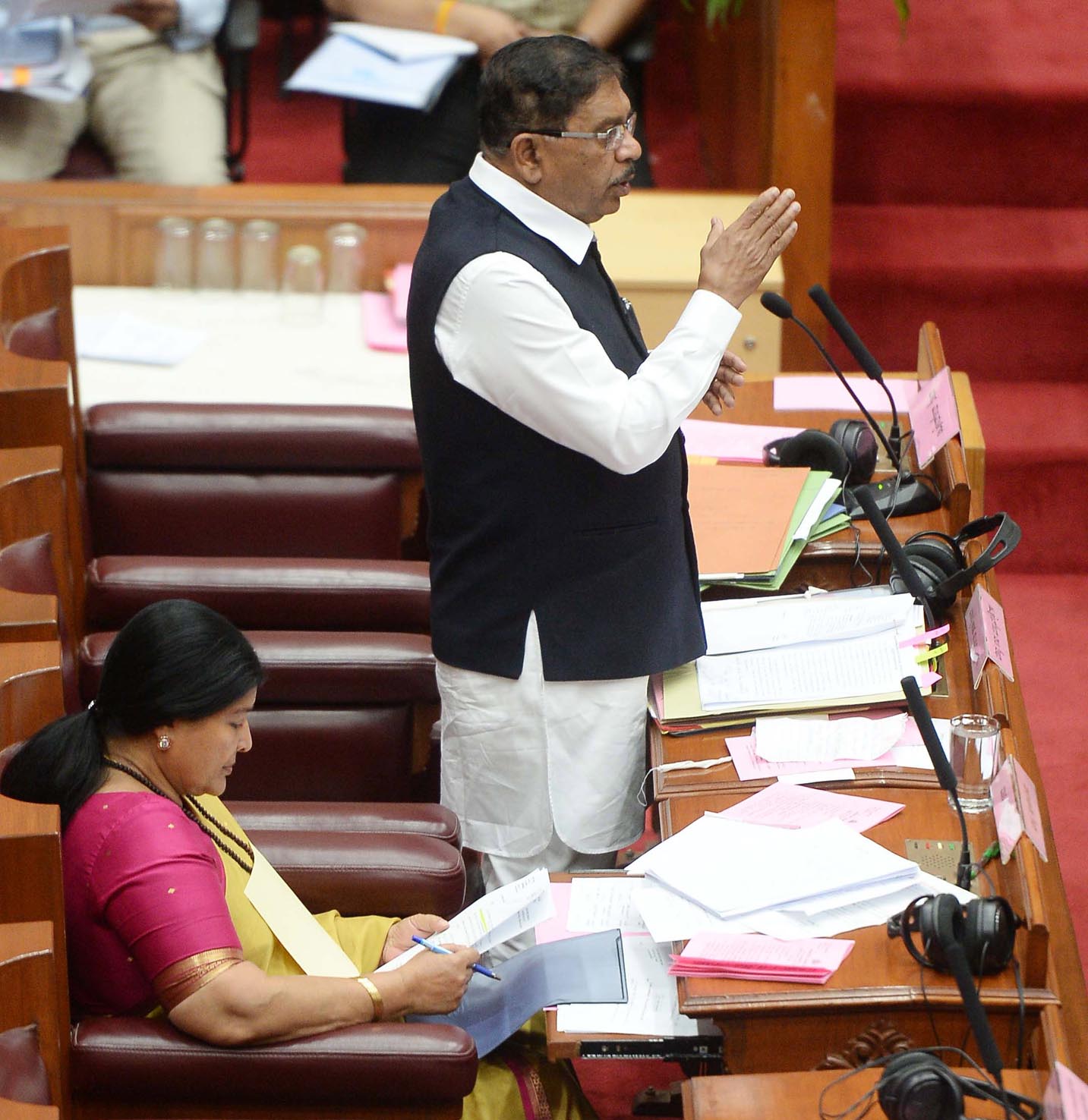 ಇಬ್ಬಲೂರು-ಕಾರ್ಮೆಲ್‍ರಾಮ್ ಜಂಕ್ಷನ್ ರಸ್ತೆ ಕಾಮಗಾರಿ 2 ವರ್ಷದಲ್ಲಿ ಪೂರ್ಣ: ಡಿಸಿಎಂ ಪರಮೇಶ್ವರ್