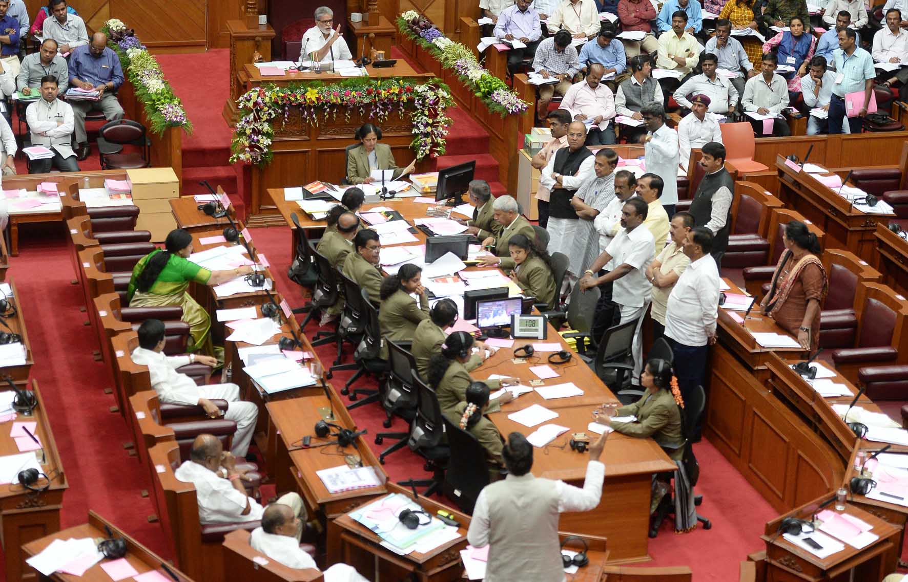 ಗಂಗಾ ಕಲ್ಯಾಣ ಯೋಜನೆ ಅನುಷ್ಠಾನದಲ್ಲಿ ಲೋಪ: ತಪ್ಪಿತಸ್ಥರ ವಿರುದ್ಧ ನಿರ್ದಾಕ್ಷಿಣ್ಯ ಕ್ರಮ; ಪ್ರಿಯಾಂಕ್ ಖರ್ಗೆ