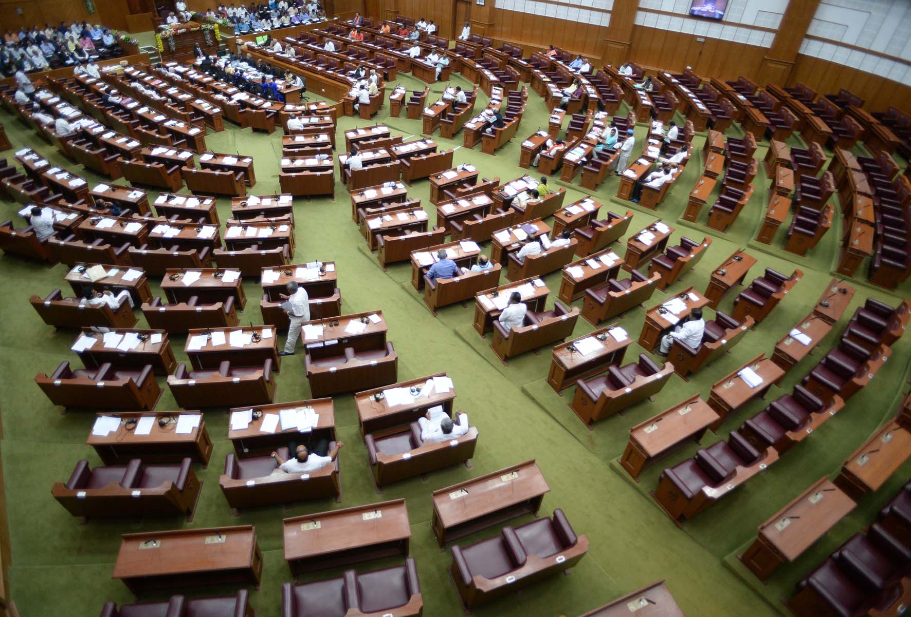 ವಿಧಾನಸಭೆಯಲ್ಲಿ ಹಲವು ವಿಧೇಯಕಗಳ ಮಂಡನೆ