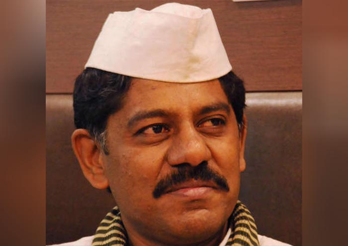 ಆ್ಯಂಬಿಡೆಂಟ್ ಪ್ರಕರಣ ಮುಚ್ಚಿಹಾಕಲು ರಾಜಕಾರಣಿಗಳಿಗೆ ಹಣ ನೀಡಿಕೆ: ಆರೋಪ