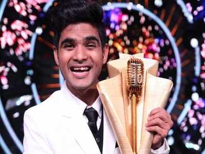 ಸಲ್ಮಾನ್ ಅಲಿ ಇಂಡಿಯನ್ ಐಡಲ್ 10