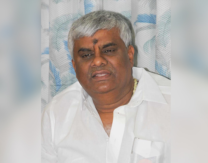 ಸಂಪುಟ ವಿಸ್ತರಣೆ: ಸೂಕ್ತ ಲಗ್ನ ಕೊಡಿ ಎಂದು ಪತ್ರಕರ್ತರನ್ನು ಕೇಳಿದ ಎಚ್.ಡಿ.ರೇವಣ್ಣ