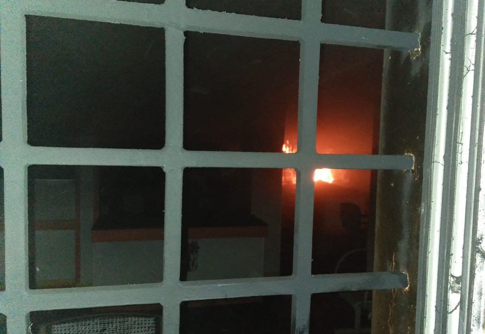 ಹೆಬ್ರಿ ಸಿಂಡಿಕೇಟ್ ಬ್ಯಾಂಕಿನಲ್ಲಿ ಬೆಂಕಿ ಅಕಸ್ಮಿಕ: ದಾಖಲೆ, ಸೊತ್ತುಗಳಿಗೆ ಹಾನಿ