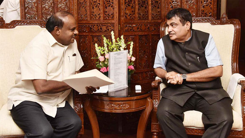 ಕೇಂದ್ರ ಸಚಿವ ನಿತಿನ್ ಗಡ್ಕರಿಯನ್ನು ಭೇಟಿ ಮಾಡಿದ ಮುಖ್ಯಮಂತ್ರಿ ಕುಮಾರಸ್ವಾಮಿ