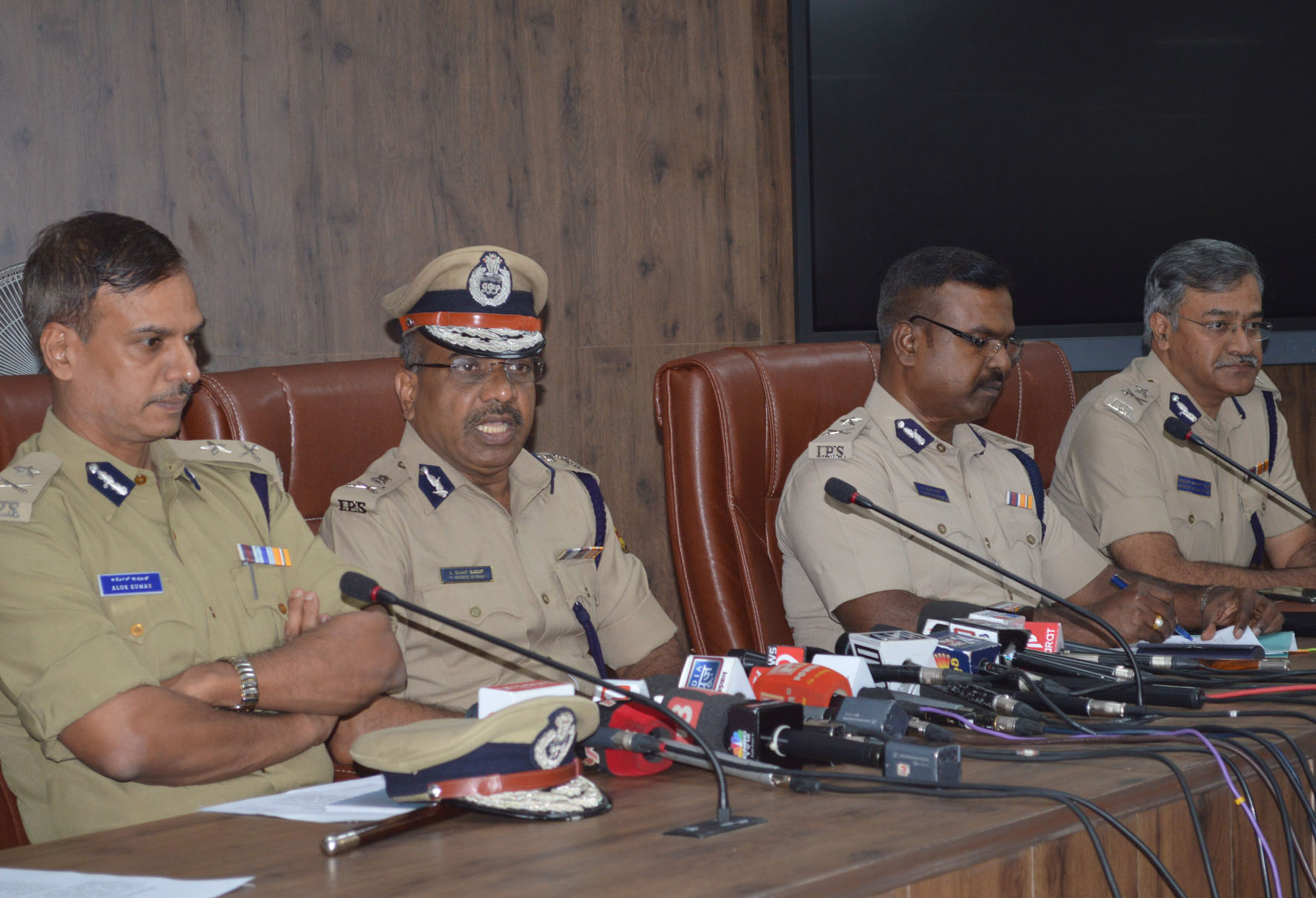 ಹೊಸ ವರ್ಷಾಚರಣೆ ಹಿನ್ನೆಲೆ: ಬೆಂಗಳೂರಿನಾದ್ಯಂತ ಅಹಿತಕರ ಘಟನೆಗಳು ನಡೆಯದಂತೆ ಬಿಗಿ ಭದ್ರತೆ