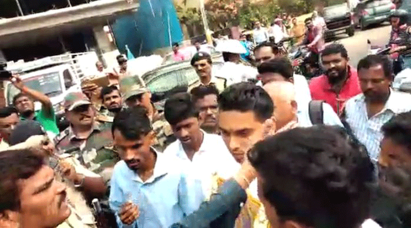 ಪ್ರೊ.ಭಗವಾನ್ ಮನೆಗೆ ಮುತ್ತಿಗೆ ಯತ್ನ: ಯುವ ಮೋರ್ಚಾ ಕಾರ್ಯಕರ್ತರ ಬಂಧನ