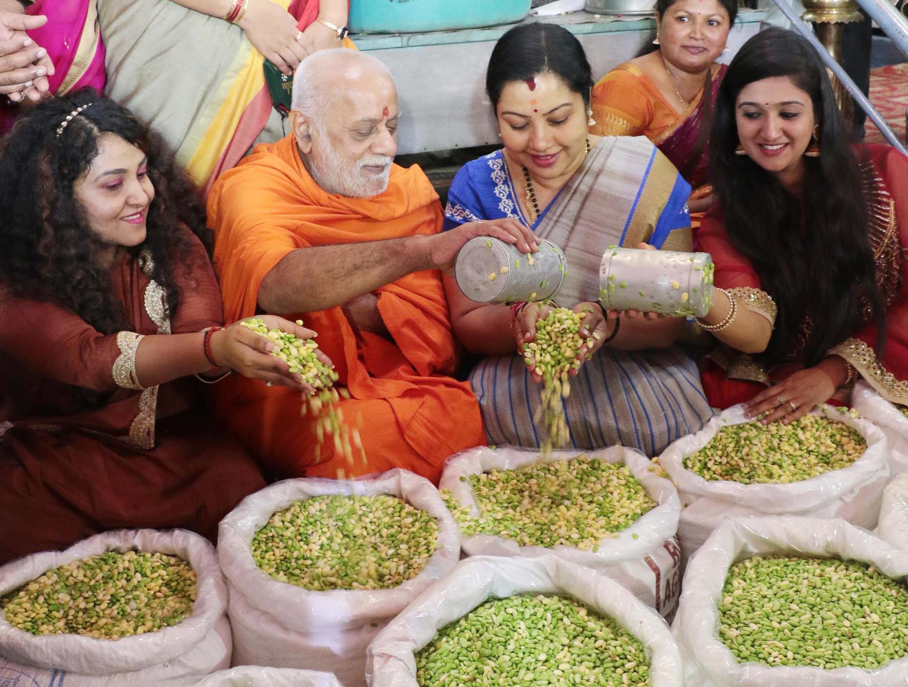 ಕಷ್ಟಪಟ್ಟು ಬೆಳೆಯುವ ಬೆಳೆ ಕೈ ಬಿಡಲ್ಲ: ಎಚ್.ಡಿ.ದೇವೇಗೌಡ