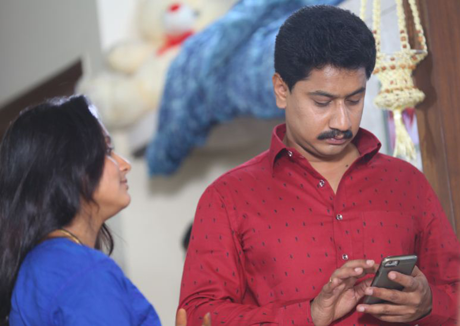 ನಾತಿಚರಾಮಿ: ಬದಲಾಗುವ ನೀತಿಯಲ್ಲಿ ಬಯಲಾಗುವ ಪ್ರೀತಿ