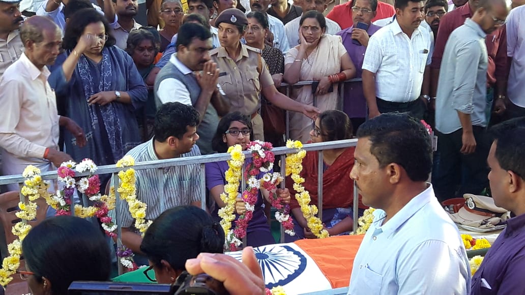 ಹುಟ್ಟೂರು ಯಡಾಡಿಯಲ್ಲಿ ಹಿರಿಯ ಐಪಿಎಸ್ ಅಧಿಕಾರಿ ಮಧುಕರ್ ಶೆಟ್ಟಿ ಅಂತ್ಯಕ್ರಿಯೆ