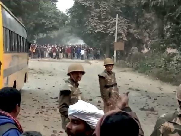 ಉತ್ತರಪ್ರದೇಶ: ಕಲ್ಲೆಸೆದು ಪೊಲೀಸ್ ಕಾನ್ಸ್‌ಟೇಬಲ್ ಹತ್ಯೆ ಪ್ರಕರಣ; 27 ಮಂದಿಯ ಬಂಧನ