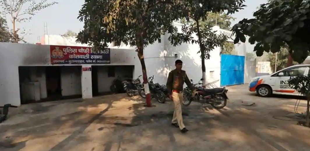 ಬುಲಂದಶಹರ್ ನಲ್ಲಿ ಮತ್ತೊಂದು ದನದ ಕಳೇಬರ ಪತ್ತೆ: ತರಾತುರಿಯಲ್ಲಿ ಹೂತುಹಾಕಿದ ಪೊಲೀಸರು