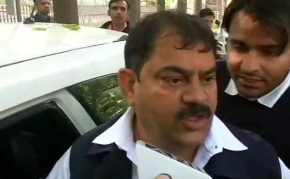 ವಾದ್ರಾ ಆಪ್ತ ಕಾಂಗ್ರೆಸ್ ಕಾರ್ಯಕರ್ತ ಶರ್ಮಾ ಇಡಿ ವಶಕ್ಕೆ