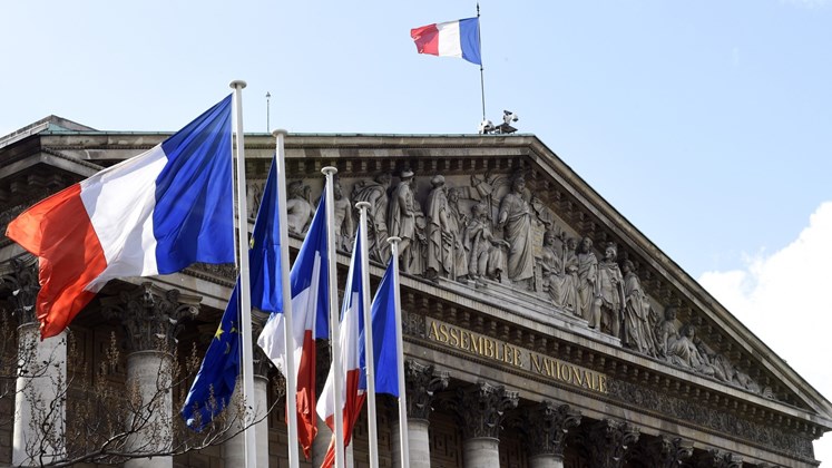 ನಮ್ಮ ದೇಶವನ್ನು ನಮ್ಮ ಪಾಡಿಗೆ ಬಿಡಿ: ಟ್ರಂಪ್‌ ಗೆ ಫ್ರಾನ್ಸ್ ಒತ್ತಾಯ