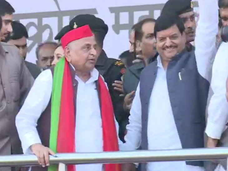 ಶಿವಪಾಲ್ ಯಾದವ್  ಆಯೋಜಿಸಿದ್ದ ಕಾರ್ಯಕ್ರಮದಲ್ಲಿ ಮುಲಾಯಂ ಭಾಗಿ