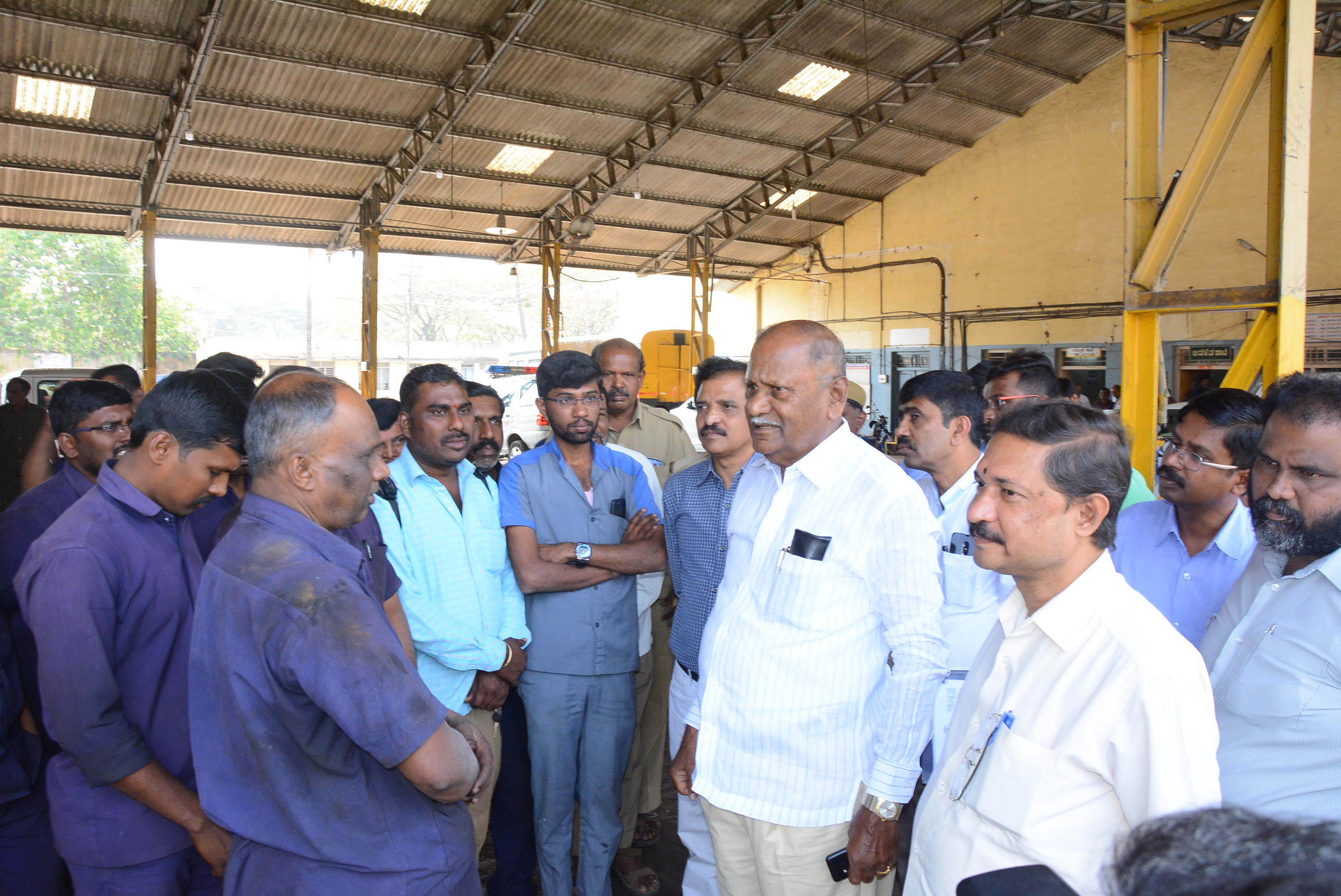 ತುಮಕೂರು ನಗರದಲ್ಲಿ ಸೂಕ್ತ ಪಾರ್ಕಿಂಗ್ ವ್ಯವಸ್ಥೆ ಕಲ್ಪಿಸಲು ಒತ್ತು: ಸಚಿವ ಡಿ.ಸಿ.ತಮ್ಮಣ್ಣ