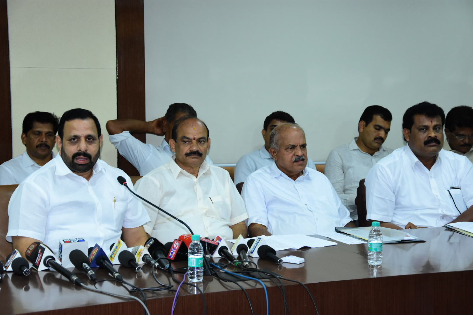 ಡಾ. ಎಂ.ಎನ್. ರಾಜೇಂದ್ರ ಕುಮಾರ್‌ಗೆ ‘ಸಹಕಾರಿ ಭೂಷಣ’ ಪ್ರಶಸ್ತಿ