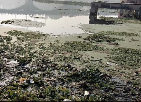 ಗೋಮ್ತಿ ನದಿ ಮಾಲಿನ್ಯ: ಸಂಕ್ರಾಂತಿಯಂದು ಪವಿತ್ರಸ್ನಾನ ಮಾಡದ ಭಕ್ತರು