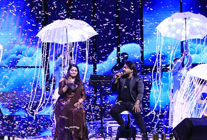 ಅರ್ಜುನ್ ಜನ್ಯ ತಂಡದಿಂದ ಸಂಗೀತ ರಸ ಸಂಜೆ ಕಾರ್ಯಕ್ರಮ: ಕುಣಿದು ಕುಪ್ಪಳಿಸಿದ ಯುವ ಸಮೂಹ