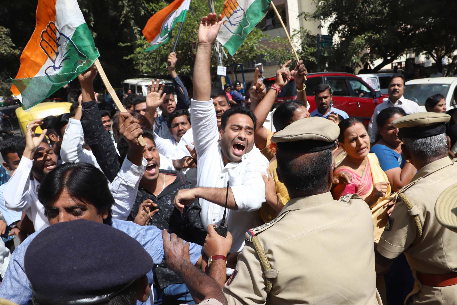 ಶಾಸಕರ ಖರೀದಿಗೆ ಯತ್ನ ಆರೋಪ: ಬಿಜೆಪಿ ವಿರುದ್ಧ ಯುವ ಕಾಂಗ್ರೆಸ್ ಪ್ರತಿಭಟನೆ