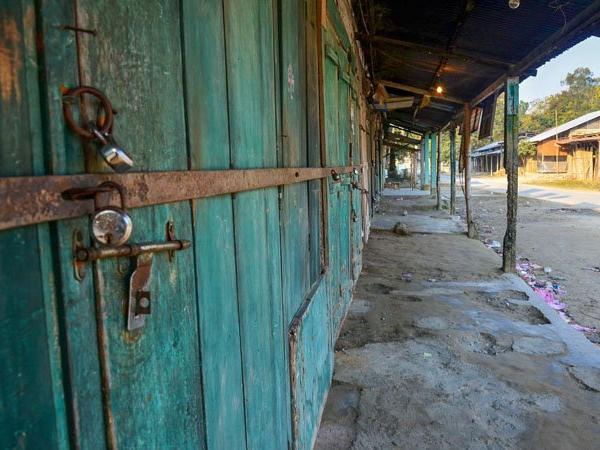 ಪೌರತ್ವ ಮಸೂದೆ:ಬಂದ್‌ನಿಂದಾಗಿ ಅಸ್ಸಾಮಿನ ಹಲವಾರು ಜಿಲ್ಲೆಗಳಲ್ಲಿ ಜನಜೀವನ ಅಸ್ತವ್ಯಸ್ತ