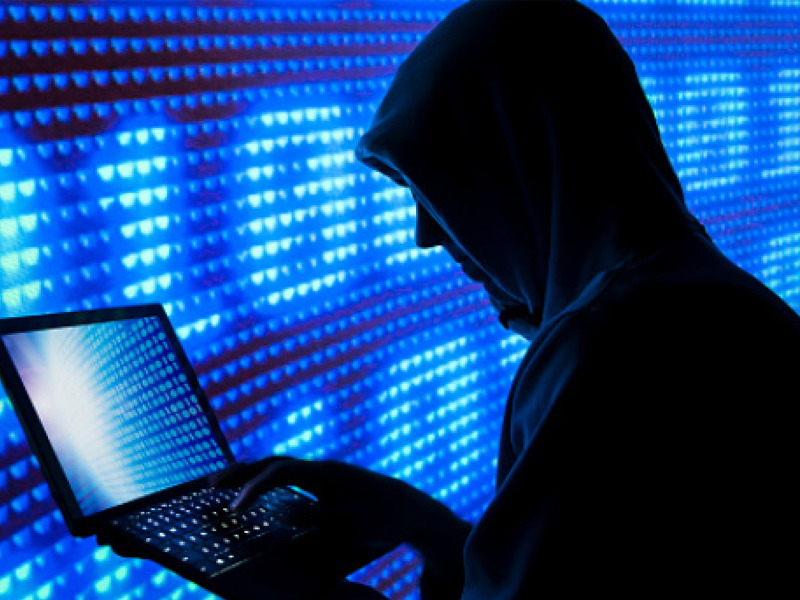 ಕಸ್ಟಮರ್ ಕೇರ್ ಕರೆ ಮಾಡಿದಾಗ ಬ್ಯಾಂಕ್ ಖಾತೆಯೇ ಹ್ಯಾಕ್ !