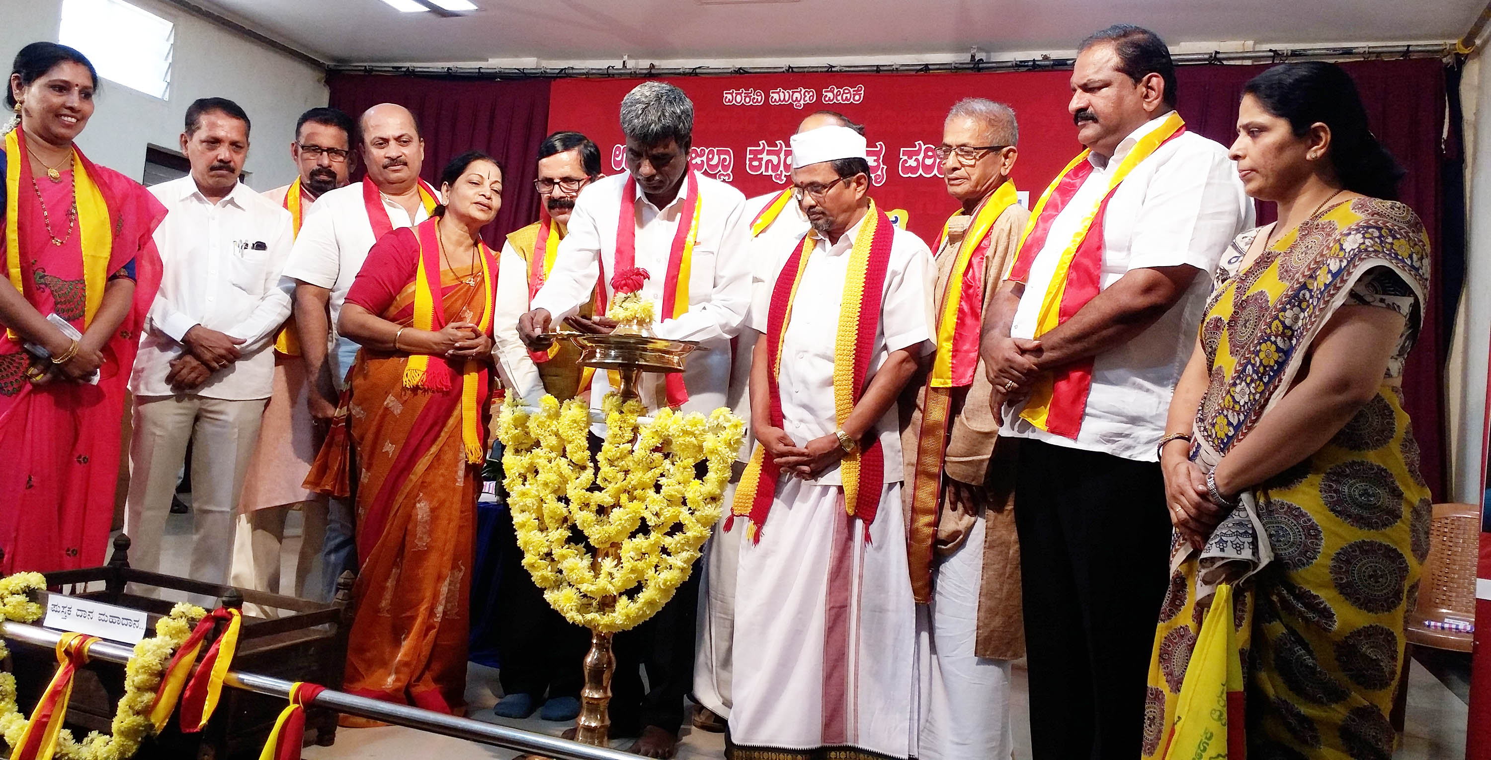 ‘ರಾಜ್ಯದಲ್ಲಿ ಏಕರೂಪದ ಶಿಕ್ಷಣ ನೀತಿ ಜಾರಿಗೊಳಿಸಿ’ ಉಡುಪಿ ತಾಲೂಕು ಸಾಹಿತ್ಯ ಸಮ್ಮೇಳನ ಉದ್ಘಾಟಿಸಿ ಕೋಟ ಒತ್ತಾಯ