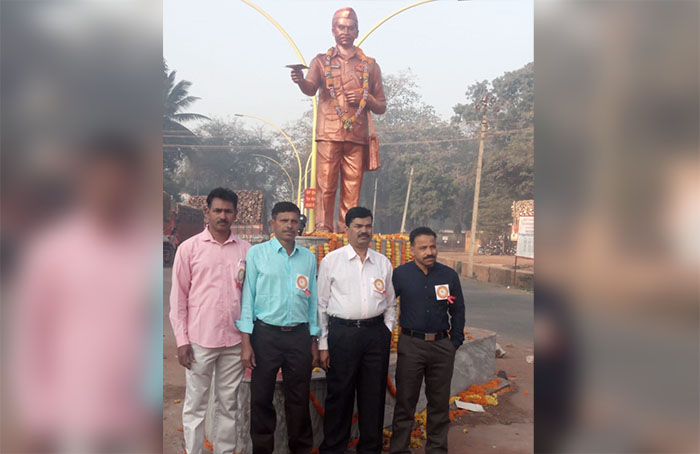 ಬೆಳಗಾವಿಯಲ್ಲಿ ದೇಶದಲ್ಲಿಯೇ ಮೊದಲ ಅಂಚೆಯಣ್ಣನ ಪ್ರತಿಮೆ ಅನಾವರಣ