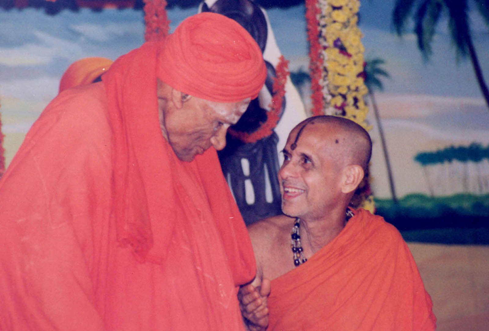 ಕೃಷ್ಣಮಠಕ್ಕೆ ಭೇಟಿ ನೀಡಿದ ಮೊದಲ ಲಿಂಗಾಯತ ಮಠಾಧೀಶ ಸಿದ್ಧಗಂಗಾಶ್ರೀ ನಿಧನಕ್ಕೆ ಪೇಜಾವರ, ಪಲಿಮಾರುಶ್ರೀ ಸಂತಾಪ