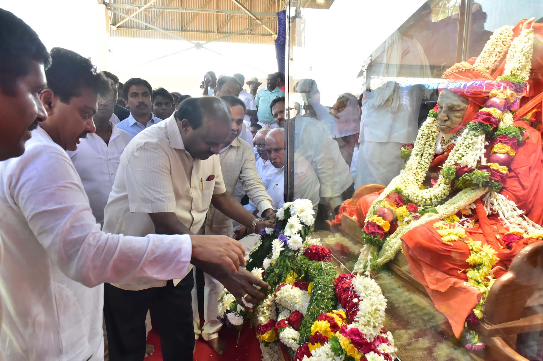 ಶಿವಕುಮಾರ ಸ್ವಾಮೀಜಿಯ ಅಗಲಿಕೆ ಧಾರ್ಮಿಕ ಕ್ಷೇತ್ರಕ್ಕೆ ತುಂಬಲಾರದ ನಷ್ಟ: ಸಿಎಂ ಕುಮಾರಸ್ವಾಮಿ