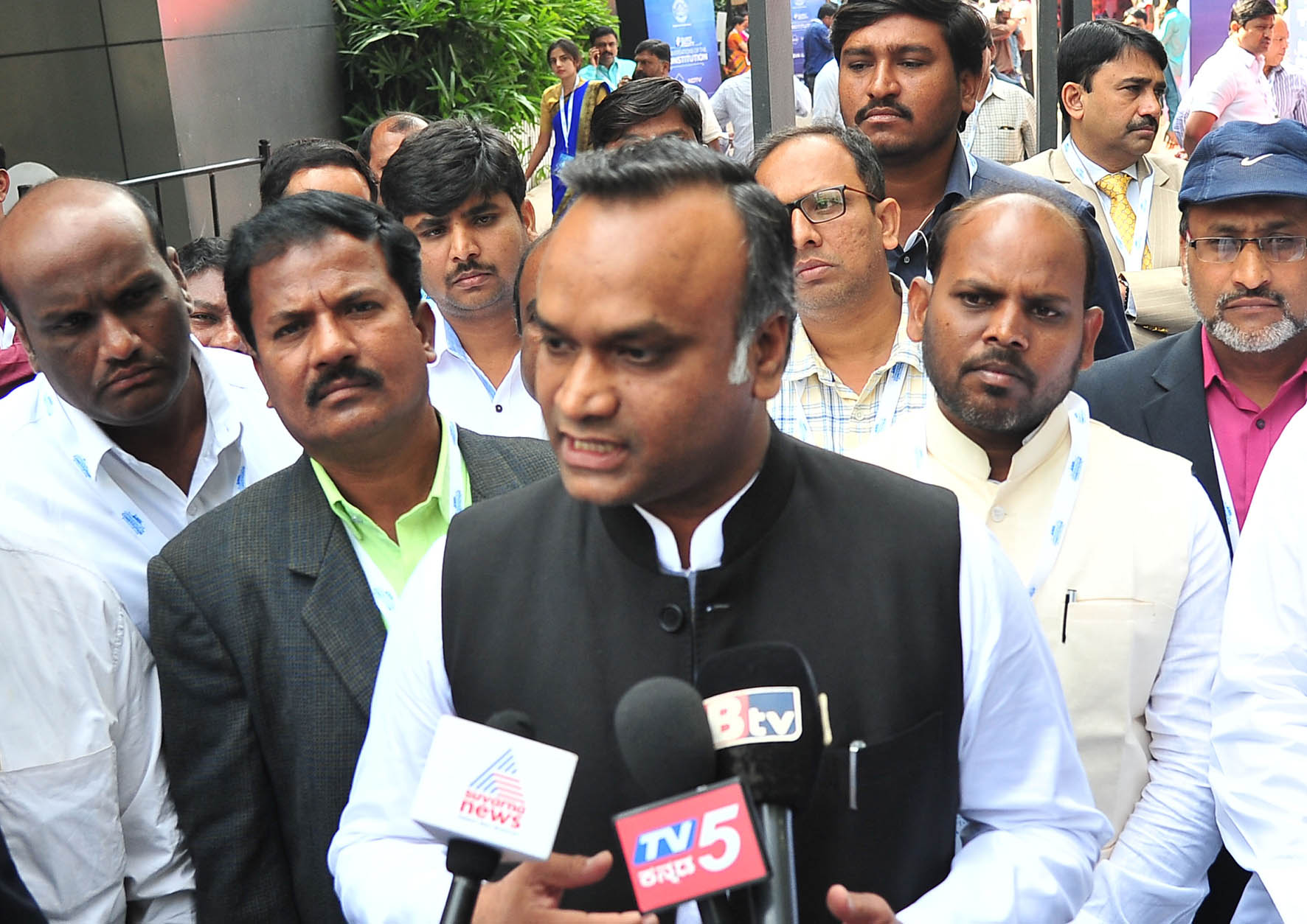 ಸಂವಿಧಾನ ಕುರಿತ ಕಾರ್ಯಕ್ರಮಕ್ಕೆ ಅಡ್ಡಿಪಡಿಸಿದ ಬಿಜೆಪಿ ಕಾರ್ಯಕರ್ತರು