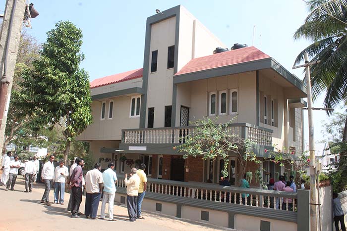 ಹುಬ್ಬಳ್ಳಿ: ಮನೆ ಮಾಲಕನ ಕೊಲೆಗೈದು ಹತ್ತು ಲಕ್ಷ ಮೌಲ್ಯದ ಚಿನ್ನಾಭರಣ, ನಗದು ದರೋಡೆ