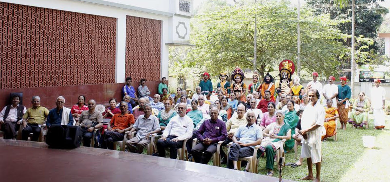 ಉಡುಪಿ: ಯಕ್ಷಗಾನ ಕೇಂದ್ರಕ್ಕೆ ಮುಂಬೈ ವಿಜ್ಞಾನಿಗಳ ಭೇಟಿ