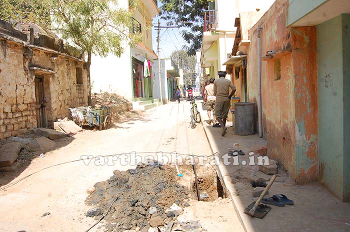 ಬಾಗೇಪಲ್ಲಿಯಲ್ಲಿ ಮಲ ಹೊರುವ ಪದ್ಧತಿ ಇನ್ನೂ ಜೀವಂತ: ಆರೋಪ