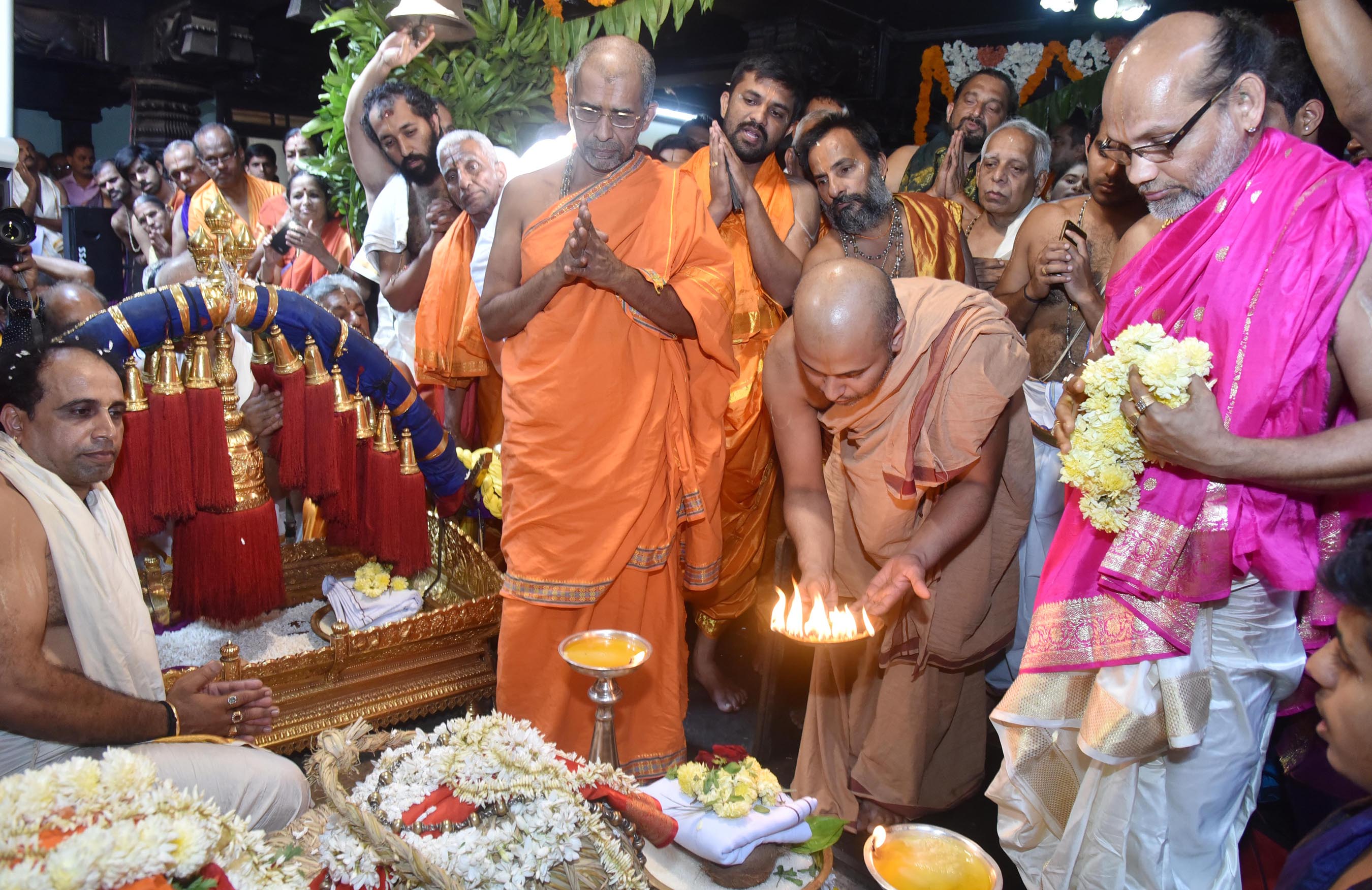 ಆದಮಾರು ಮಠದ ಪರ್ಯಾಯಕ್ಕೆ ಅಕ್ಕಿ ಮುಹೂರ್ತ