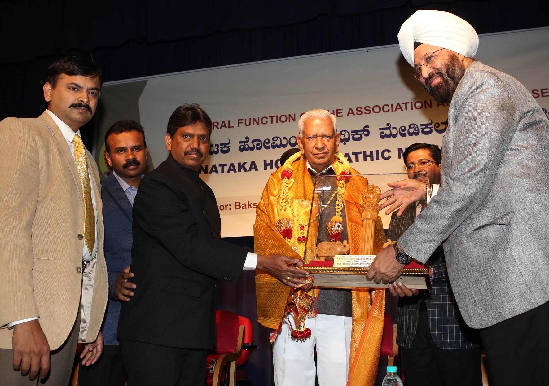 ಹೋಮಿಯೋಪಥಿ ಕಲಿಕೆಗೆ ಸೂಕ್ತ ವಾತಾವರಣ ಸಿದ್ಧವಾಗಲಿ: ವಜುಬಾಯಿ ವಾಲಾ