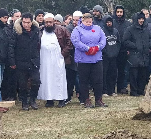 ಕೆನಡಾದಲ್ಲಿ ಬಾಲಿವುಡ್ ಹಿರಿಯ ನಟ ಖಾದರ್ ಖಾನ್ ಅಂತ್ಯಕ್ರಿಯೆ: ಫೋಟೊ, ವೀಡಿಯೋಗಳು