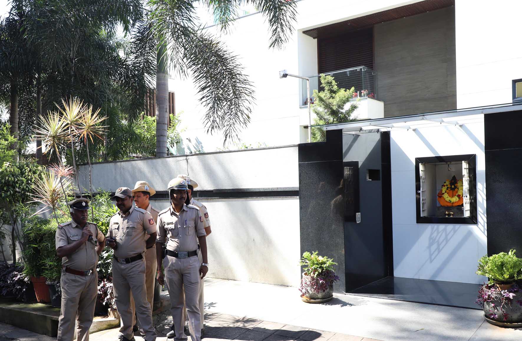 ನಟರು, ನಿರ್ಮಾಪಕರ ಮನೆ ಮೇಲೆ ಐಟಿ ದಾಳಿ ಪ್ರಕರಣ: ಪರಿಶೀಲನೆ ಬಹುತೇಕ ಪೂರ್ಣ