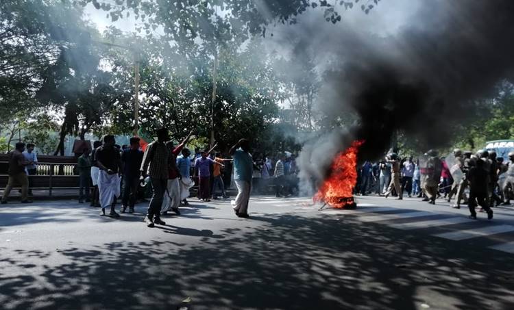 ಕೇರಳ ಹಿಂಸಾಚಾರ: 1,369 ಪ್ರತಿಭಟನಕಾರರ ಬಂಧನ