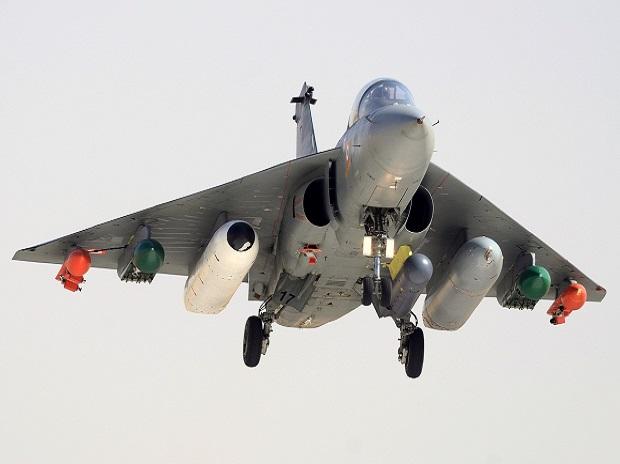 ತೇಜಸ್ ಯುದ್ಧವಿಮಾನದ ಶಸ್ತ್ರಸಜ್ಜಿತ ಆವೃತ್ತಿ ಉತ್ಪಾದಿಸಲಿರುವ ಎಚ್‌ಎಎಲ್