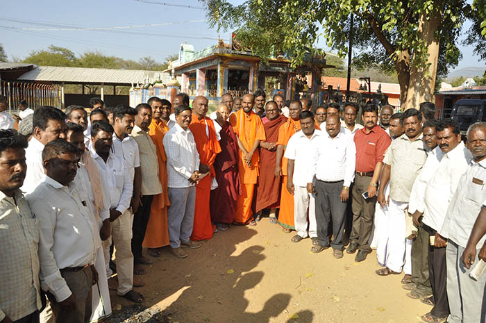 ಪ್ರಸಾದಕ್ಕೆ ವಿಷ ಹಾಕಿದ ಆರೋಪಿಗಳಿಗೆ ಗಲ್ಲು ಶಿಕ್ಷೆ ವಿಧಿಸಬೇಕು: ಜ್ಞಾನಪ್ರಕಾಶ ಸ್ವಾಮೀಜಿ