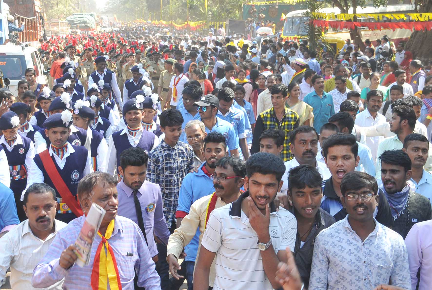 84ನೆ ಅಖಿಲ ಭಾರತ ಕನ್ನಡ ಸಾಹಿತ್ಯ ಸಮ್ಮೇಳನ: ಎರಡನೇ ದಿನವೂ ಹರಿದು ಬಂದ ಜನಸಾಗರ