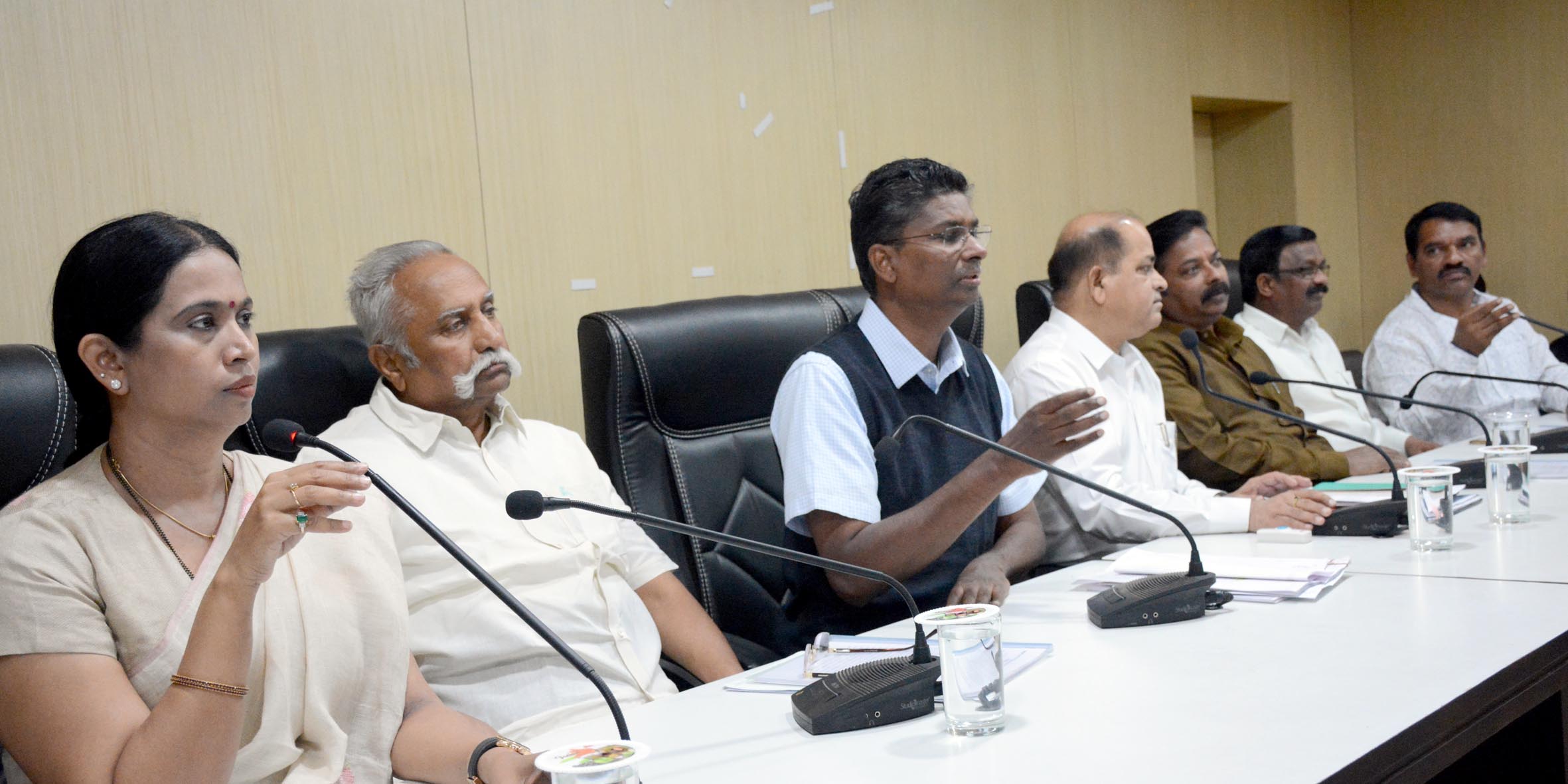 ‘ಎಸ್ಟಿಪಿ ನಿರ್ಮಾಣ’ ಭೂಸ್ವಾಧೀನ ಕೈಬಿಡಲು ರೈತರ ಆಗ್ರಹ: ಸಮಗ್ರ ಅಧ್ಯಯನಕ್ಕೆ ಸಮಿತಿ ರಚನೆ; ಸತೀಶ್ ಜಾರಕಿಹೊಳಿ