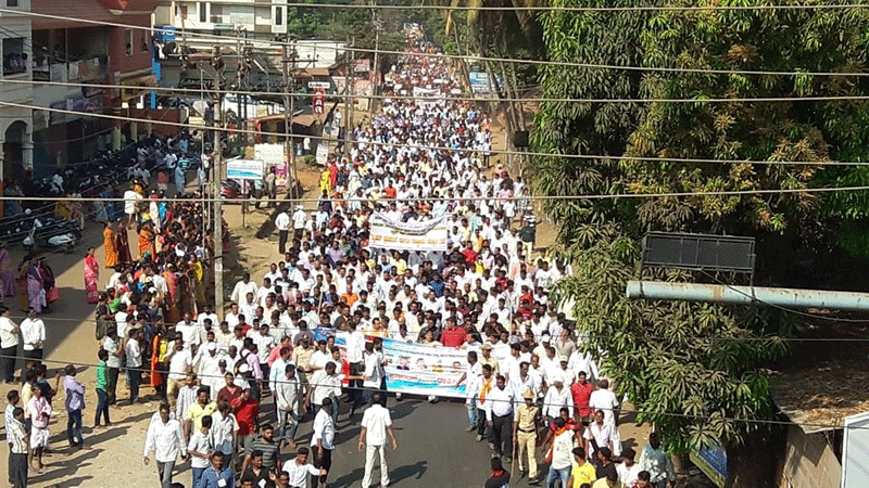 ಮೀನುಗಾರರ ಪತ್ತೆಗೆ ಆಗ್ರಹ: ಮಲ್ಪೆಯಿಂದ ಉಡುಪಿಗೆ ಮೀನುಗಾರರ ಬೃಹತ್ ಮೆರವಣಿಗೆ ಆರಂಭ