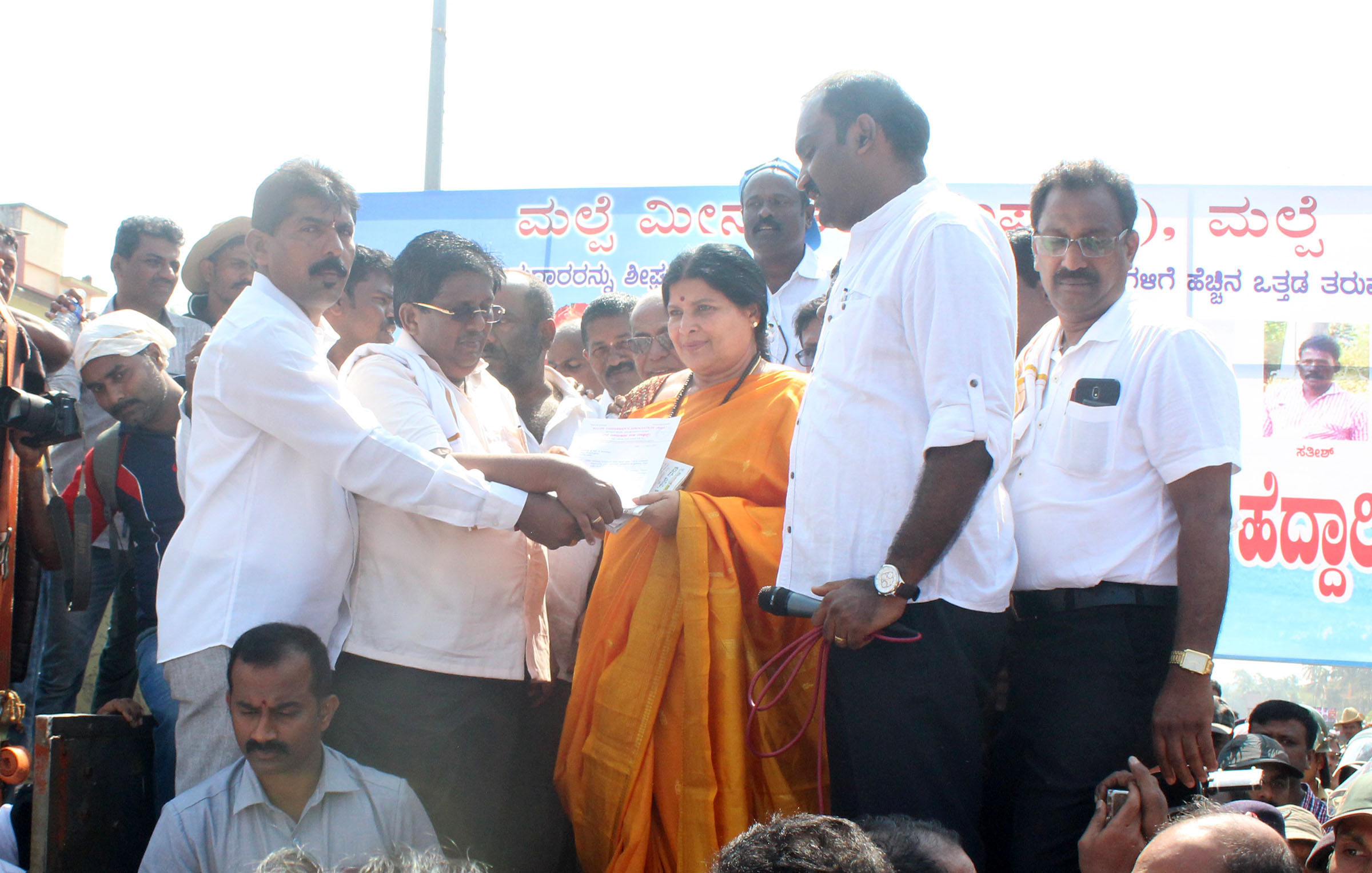 ಮೀನುಗಾರರ ನಿರ್ಲಕ್ಷ್ಯ ಅಸಾಧ್ಯ: ಸಚಿವೆ ಜಯಾಮಾಲ