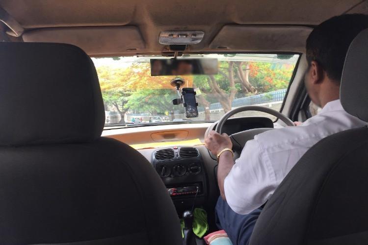 ಪ್ಯಾನಿಕ್ ಬಟನ್ ಅಳವಡಿಕೆ ಆದೇಶದಿಂದ ಸಂಕಷ್ಟ: ಬೆಂಗಳೂರು ಪ್ರವಾಸಿ ವಾಹನ ಮಾಲಕರ ಸಂಘ