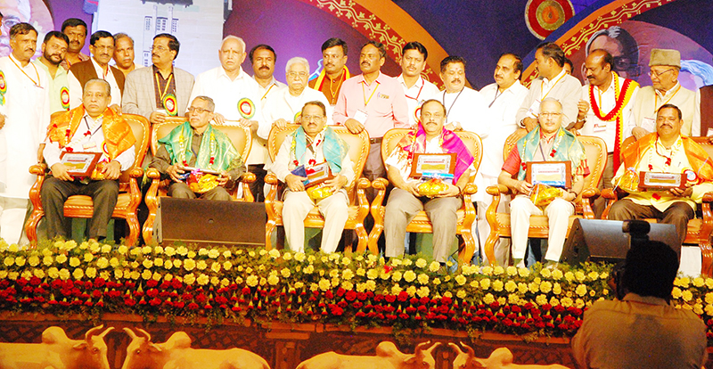 ಮರೆತನೆಂದರೆ ಮರೆಯಲಿ ಹ್ಯಾಂಗ... : ಸಾಹಿತ್ಯ ಸಮ್ಮೇಳನದಲ್ಲಿ ಸಾಹಿತ್ಯಾಸಕ್ತರ ಗುನುಗು