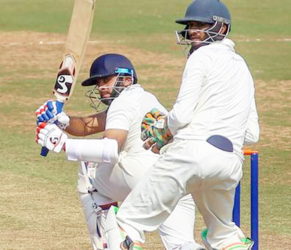 ಬರೋಡಾ ವಿರುದ್ಧ ಹೋರಾಡಿ ಮಣಿದ ಕರ್ನಾಟಕ